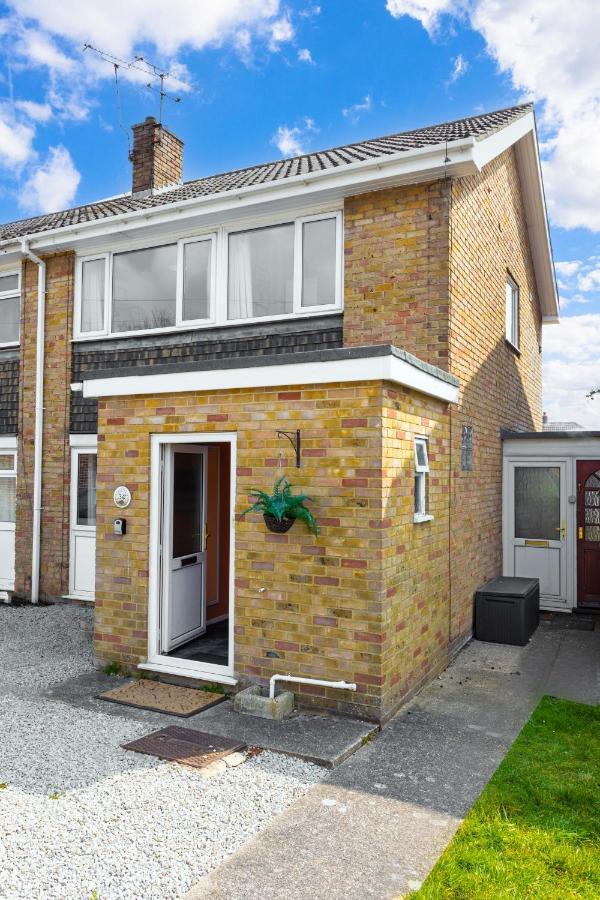 Perfect For Contractors - Canterbury - Free Parking - Ultra Wifi Exterior photo